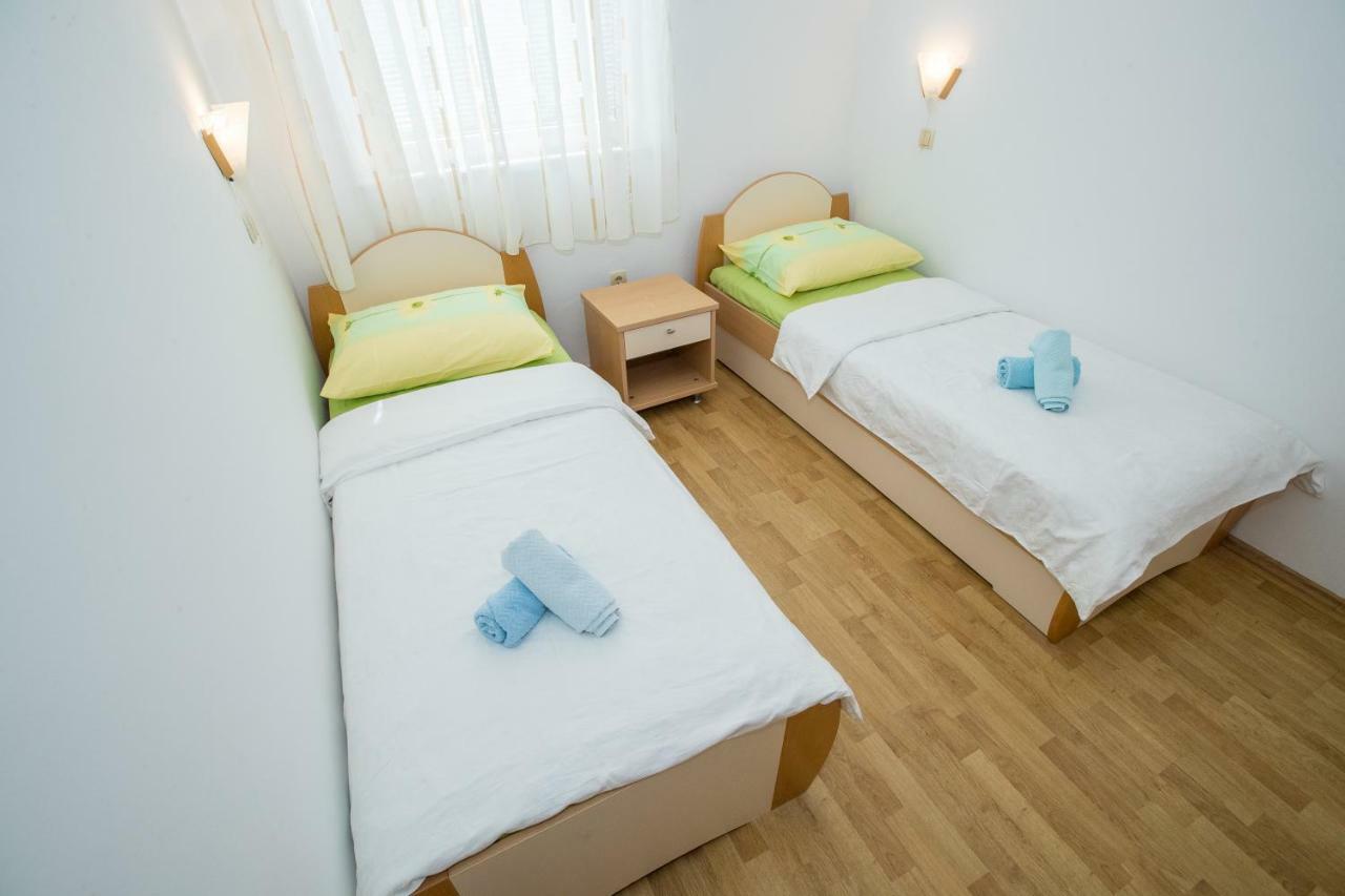 Appartement Marin à Lopar Extérieur photo