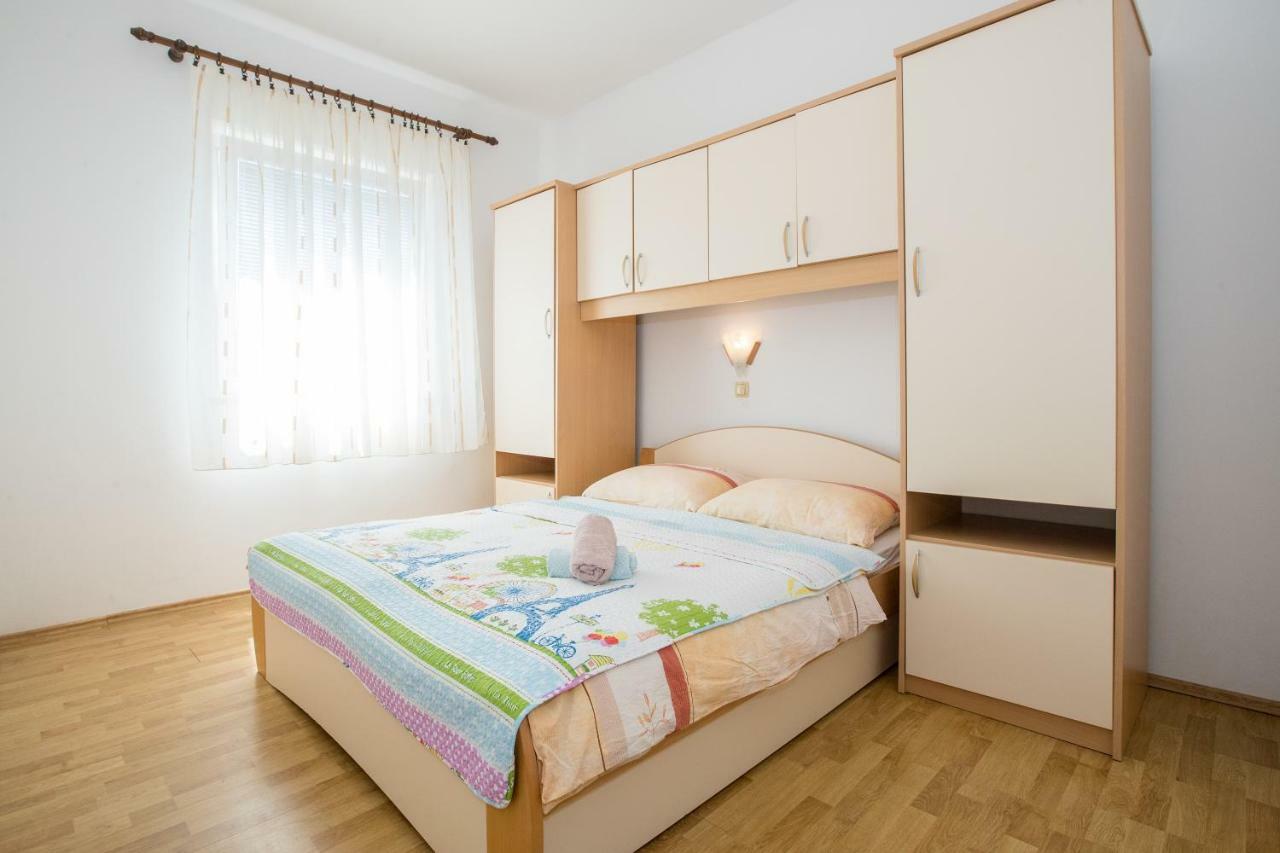 Appartement Marin à Lopar Extérieur photo